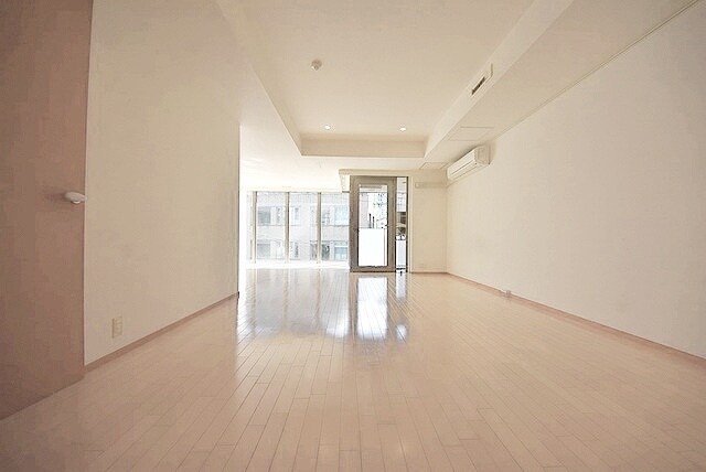 ストーリア赤坂の物件内観写真