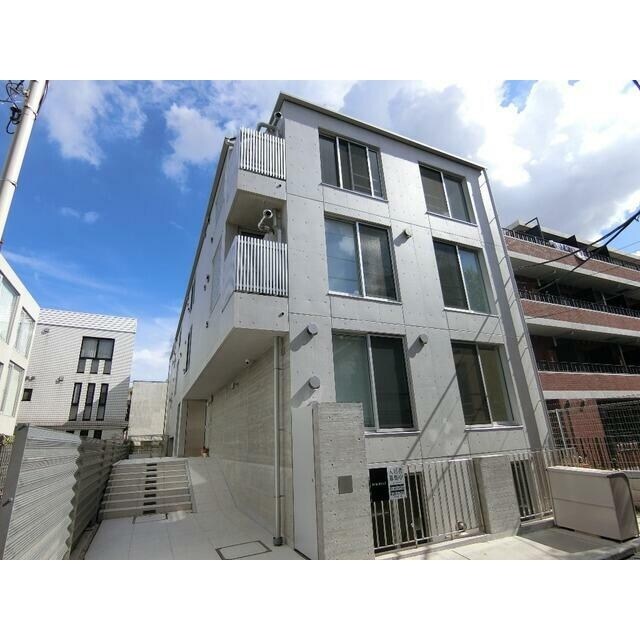 ＰＡＳＥＯ神宮前の物件外観写真