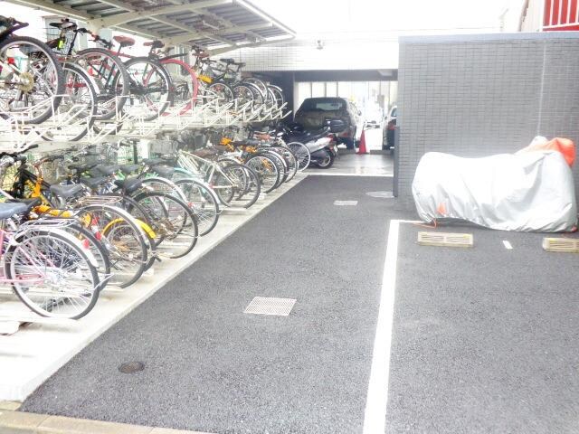 ＡＲＴＥＳＳＩＭＯ　ＬＩＮＫ　ＢＲＥＺＺＡの物件内観写真