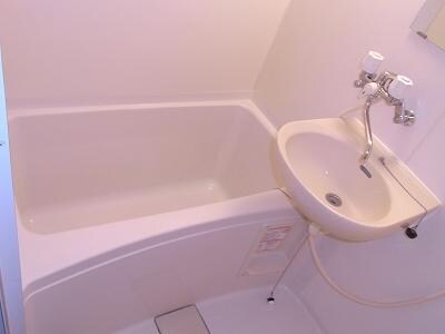 ラ・フロレスタ壱番館の物件内観写真