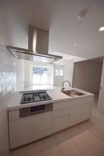 リバーレ麻布十番の物件内観写真