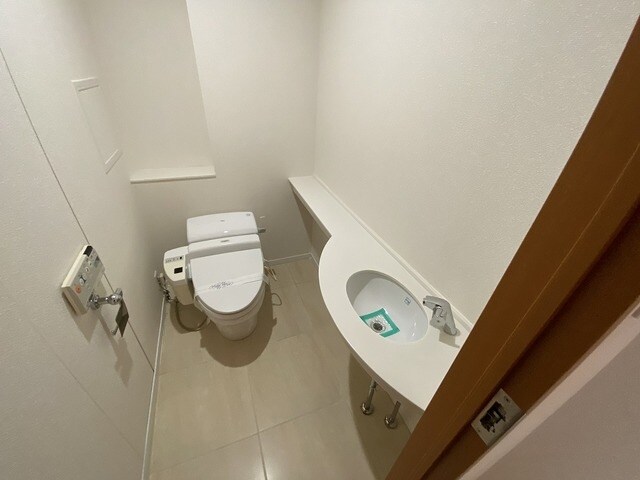 ストーリア赤坂の物件内観写真