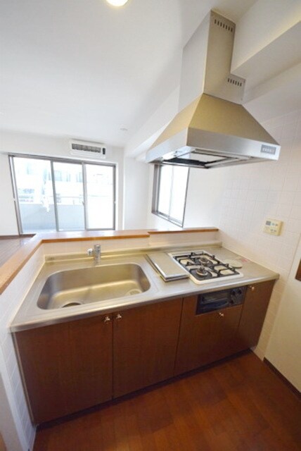 芝公園アパートメントの物件内観写真