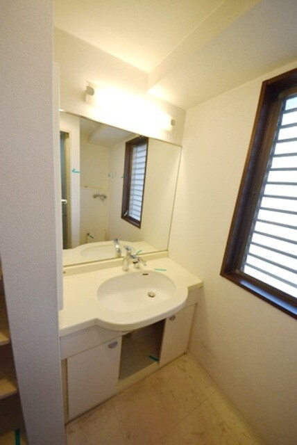 芝公園アパートメントの物件内観写真