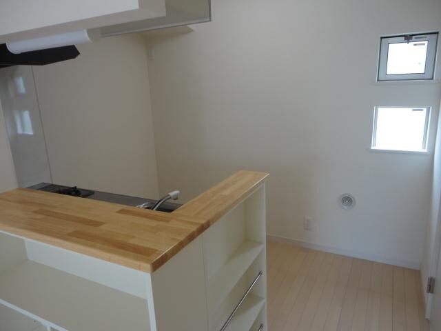 ヴェリナ・フォーの物件内観写真