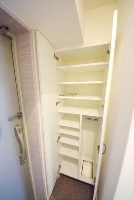 レジディア浦安の物件内観写真