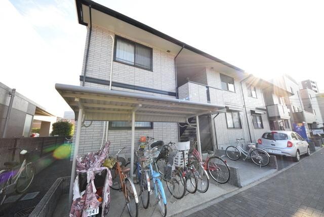 アベニューの物件外観写真