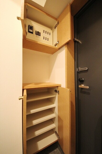 プライムアーバン行徳駅前IIの物件内観写真