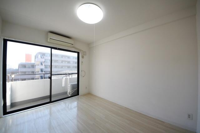 ユタカローズガーデンの物件内観写真