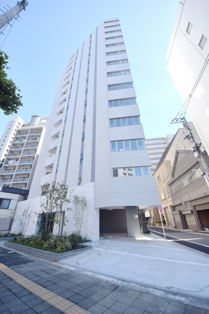 クレイシア入谷の物件外観写真