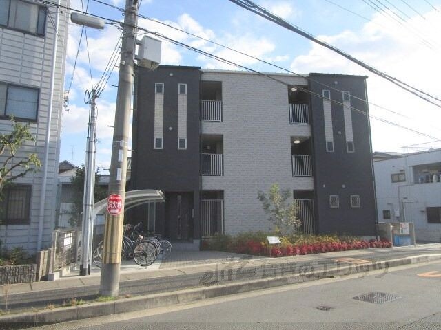 ヴィルヌーブ庄屋の物件外観写真