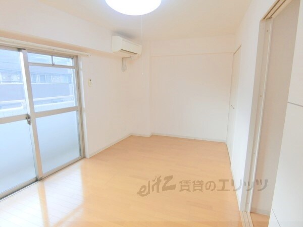 セラフィック・ＩＷＴの物件内観写真