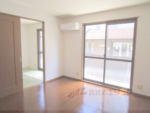 ガーデンビレッジB棟の物件内観写真