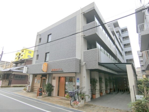 レジデンスＫｕの物件外観写真