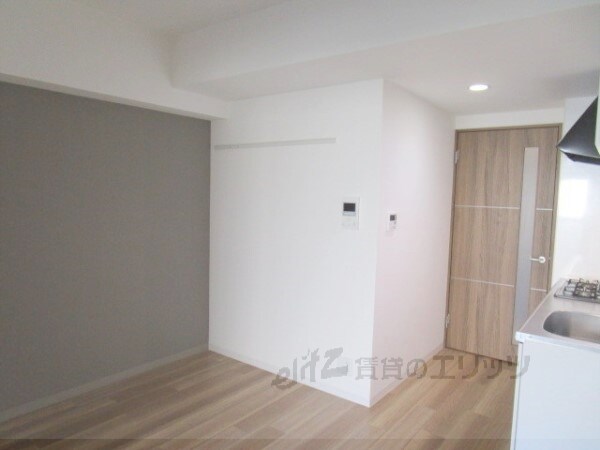 グランブルー高槻の物件内観写真