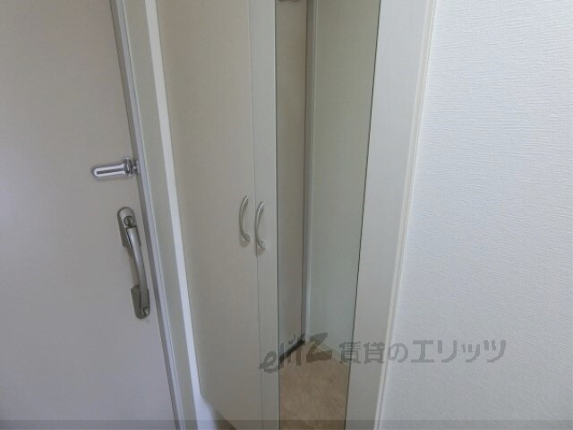 クレセントコートの物件内観写真