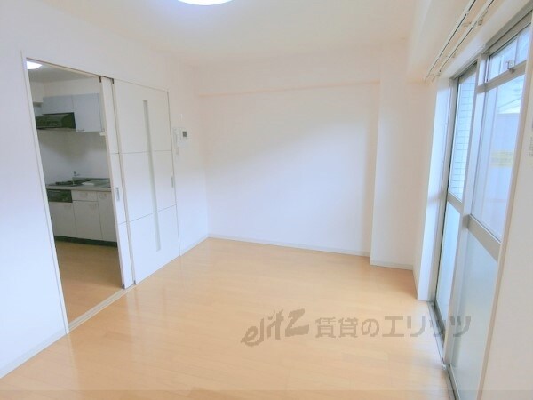 セラフィック・ＩＷＴの物件内観写真