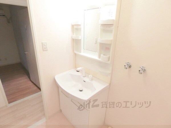 ラジュニール春日丘の物件内観写真