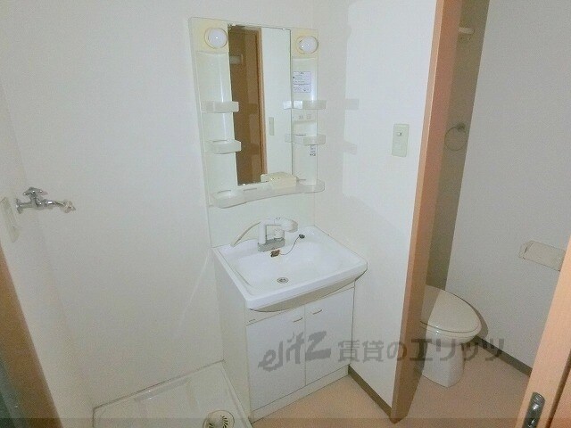 グリーンハイツ豊川IIの物件内観写真