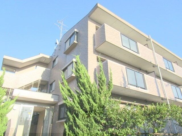 ルミエールの物件外観写真