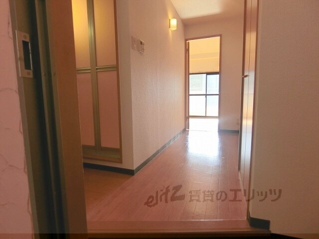 リーフジャルダン総持寺駅前の物件内観写真