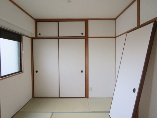 ハピネス栄町の物件内観写真