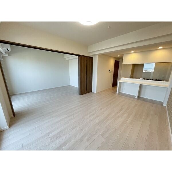 スプランディッド江坂駅前の物件内観写真