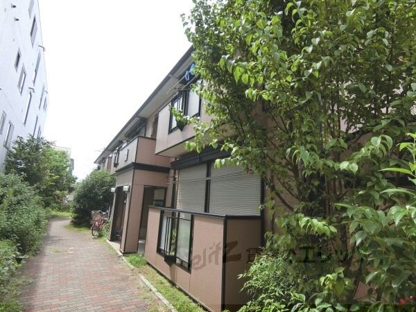 サンビレッヂ新和B棟の物件外観写真