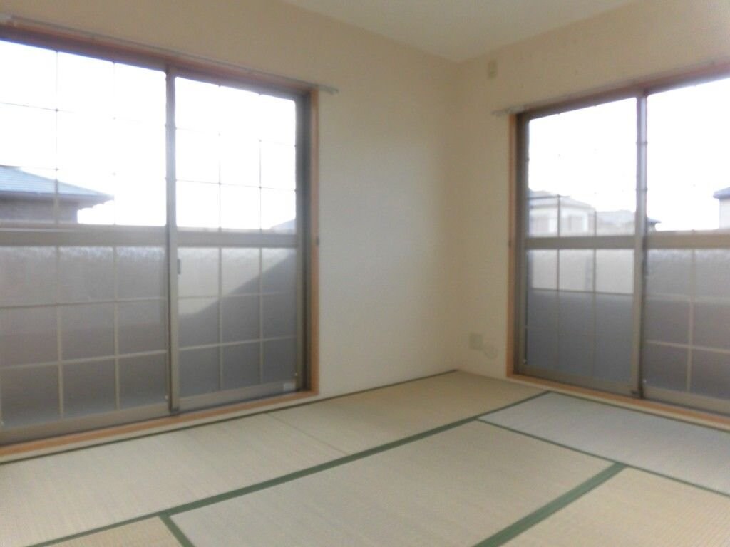 ジュネスト2番館の物件内観写真