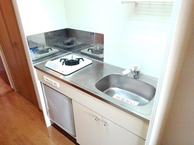 シンコ・コスモスの物件内観写真