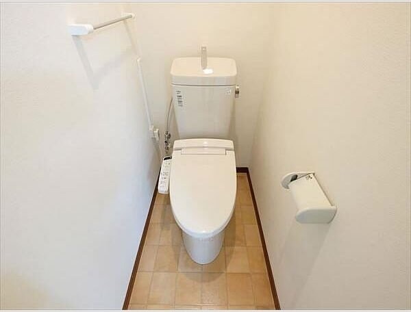 ルミエール安満の物件内観写真