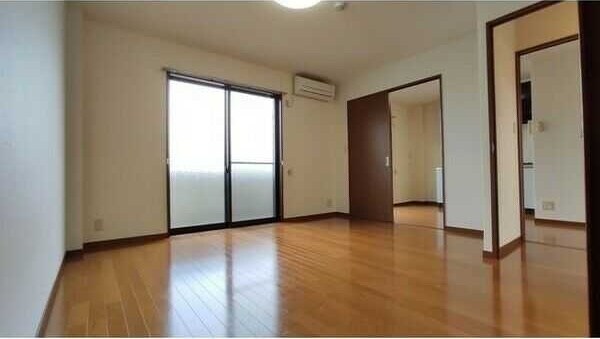 アンプルールフェールハンナハンナの物件内観写真