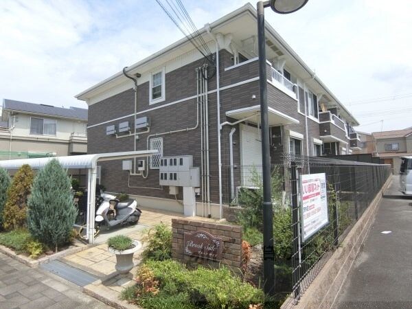 ブルックサイドの物件外観写真