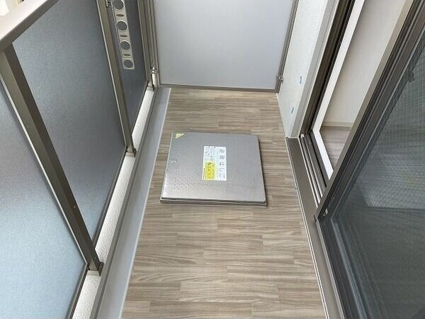 エスリードレジデンス江坂垂水町の物件内観写真