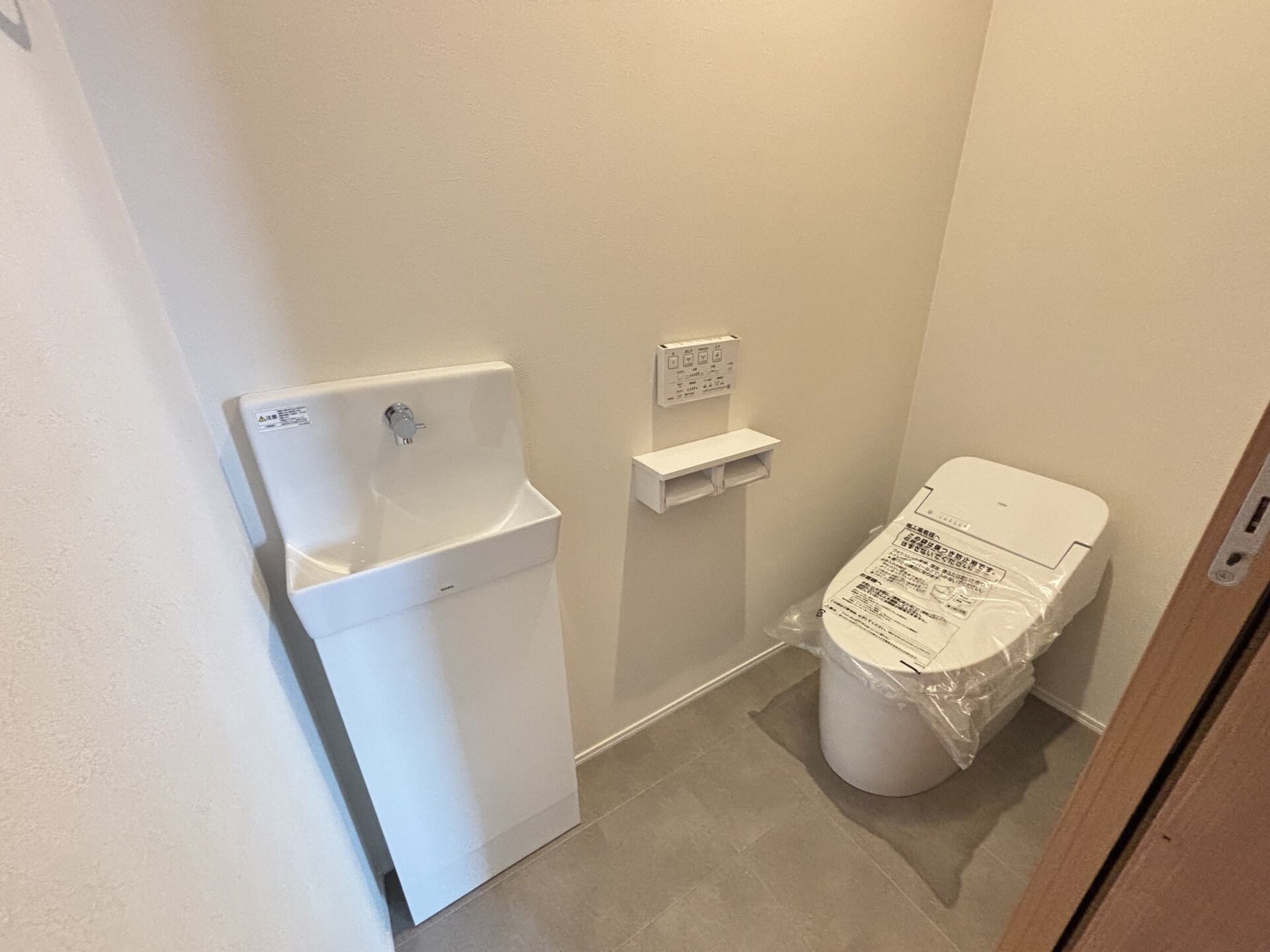 ファミリエ津之江D棟の物件内観写真