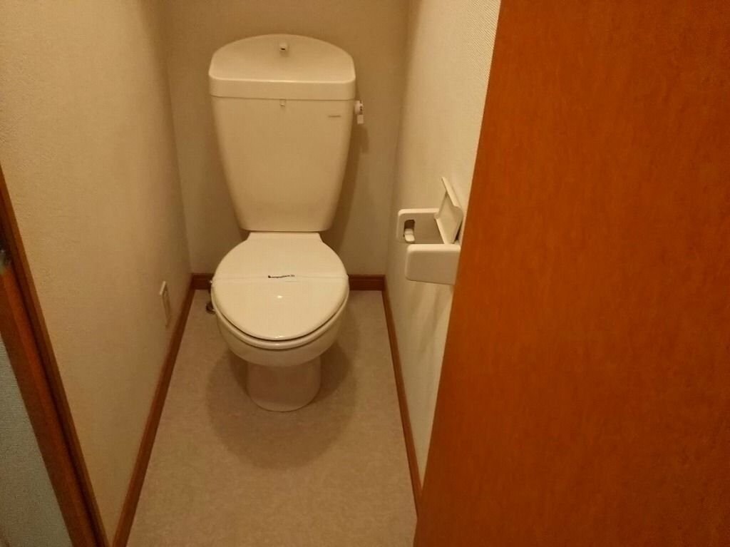 レオパレスパーシモン　辻子の物件内観写真