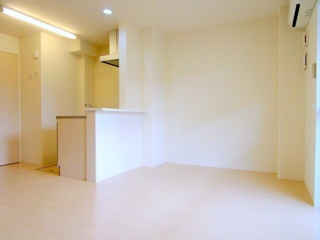 ラ・ジュネスSENRIの物件内観写真