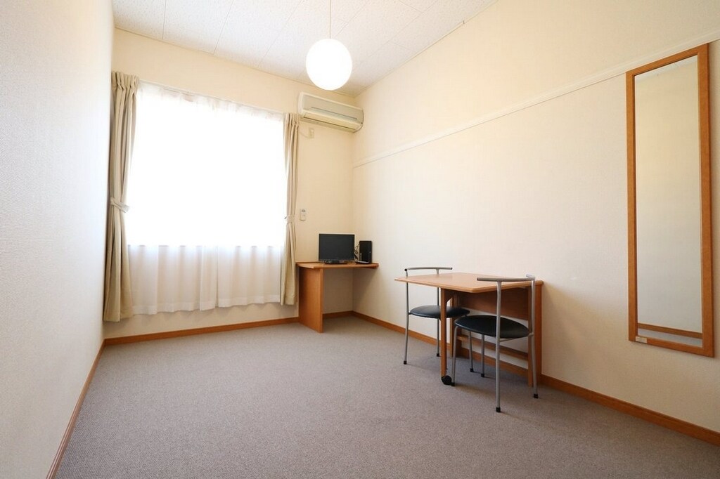 レオパレスＯｐｔｉｍ髙月の物件内観写真