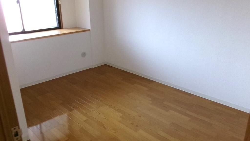 ラフィーネ高塚の物件内観写真