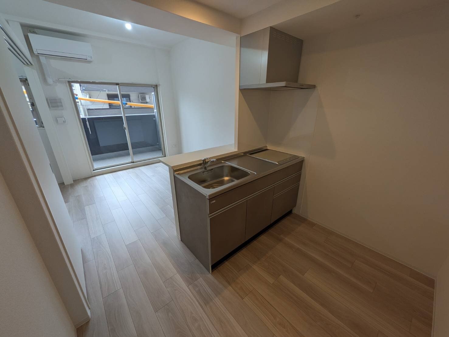 セレニテ江坂エクラの物件内観写真