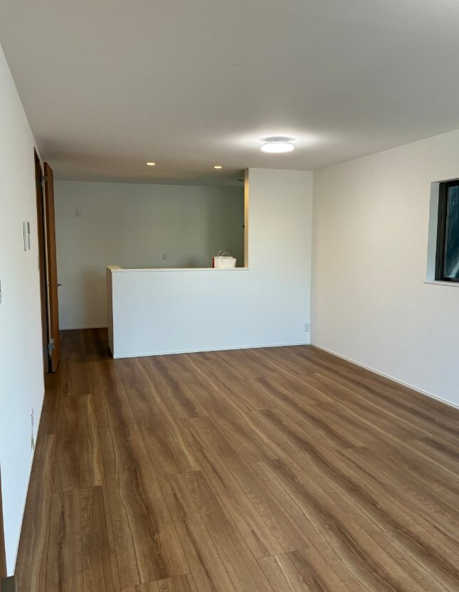 ファミリエ如是A棟の物件内観写真