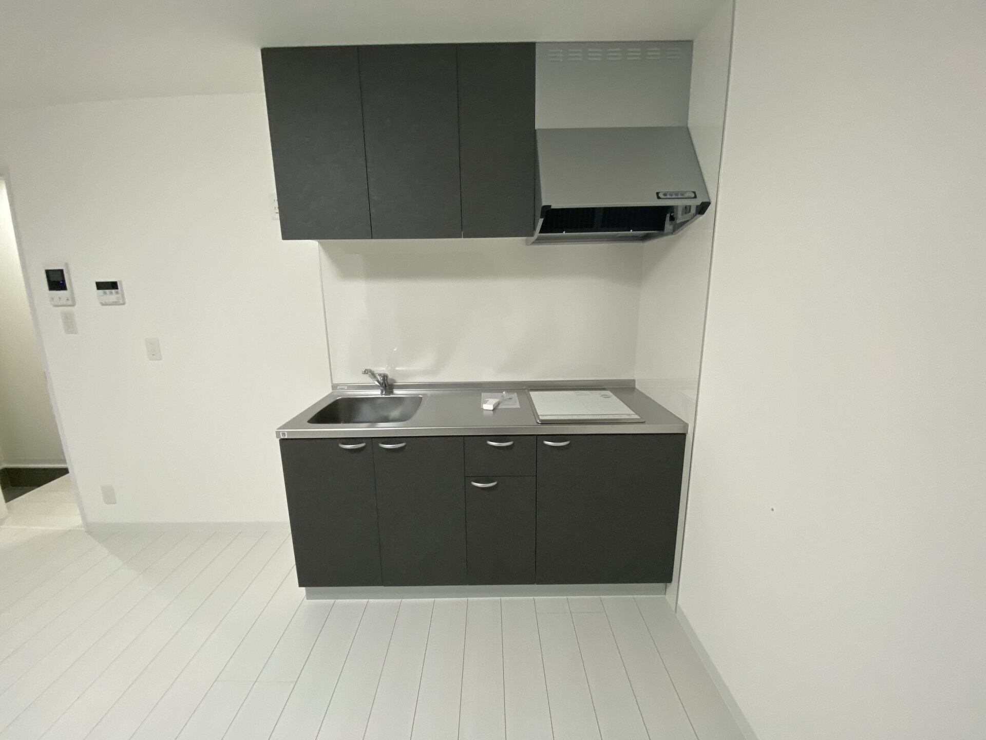 エテルナコート総持寺の物件内観写真