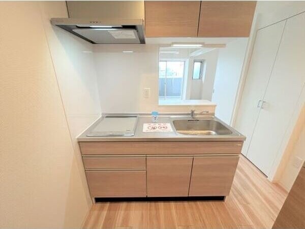 セレニテ新大阪プリエの物件内観写真