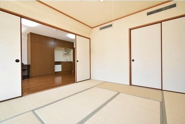 グランヴィ新大阪の物件内観写真