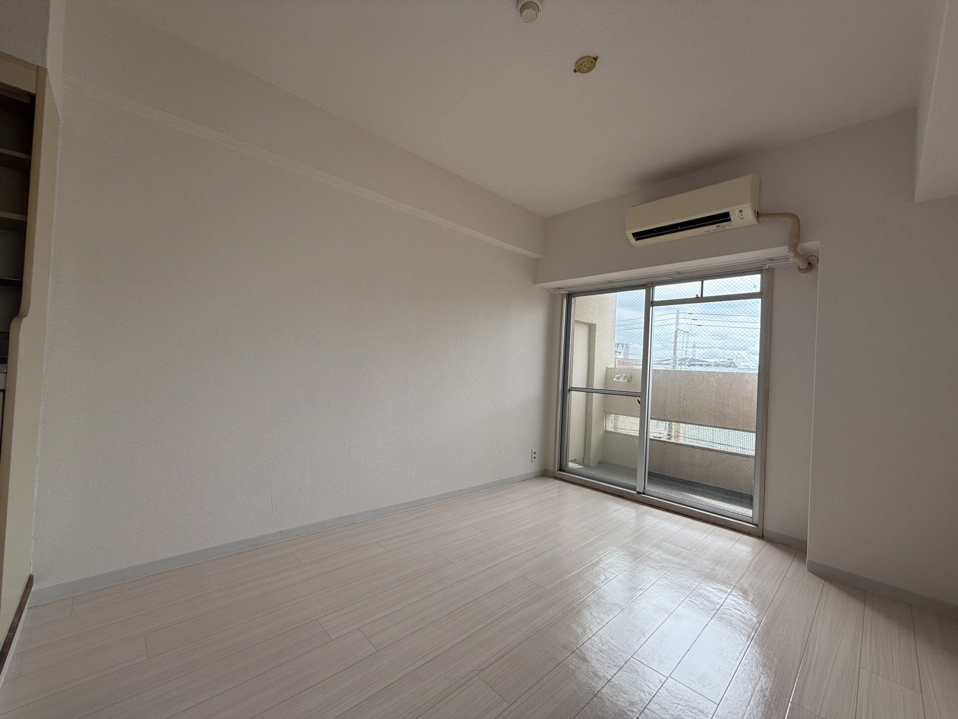 ダイドーメゾン上新庄の物件内観写真