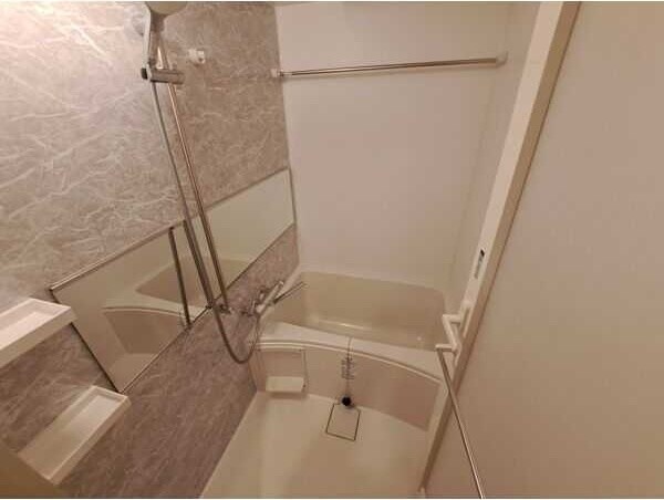 スプランディッド江坂DUEの物件内観写真