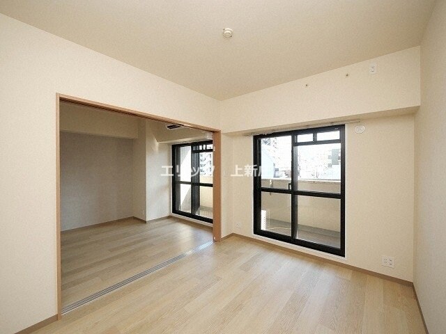 レジディア西天満の物件内観写真