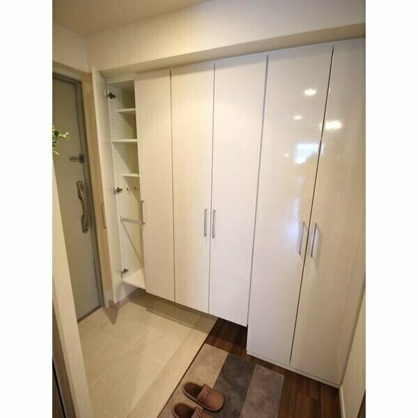 セイル江坂公園の物件内観写真