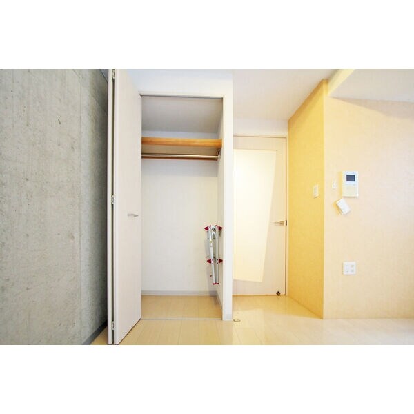 アスール江坂3rdの物件内観写真