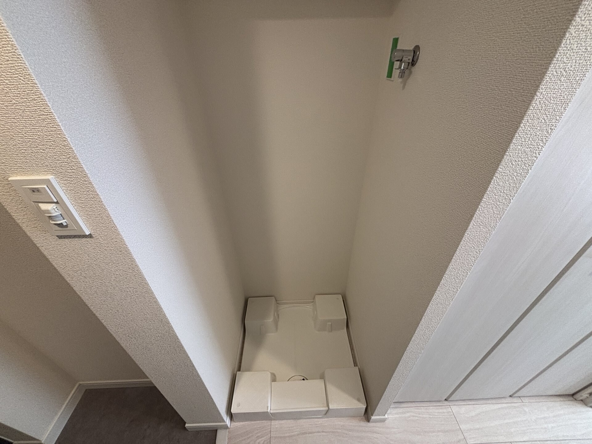 クレストコート江坂垂水町の物件内観写真